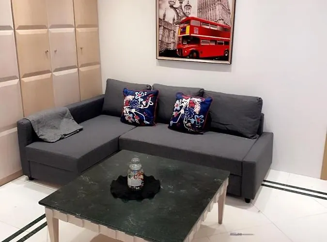 홈스테이 Seaview 라르나카