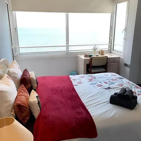 Seaview * 라르나카